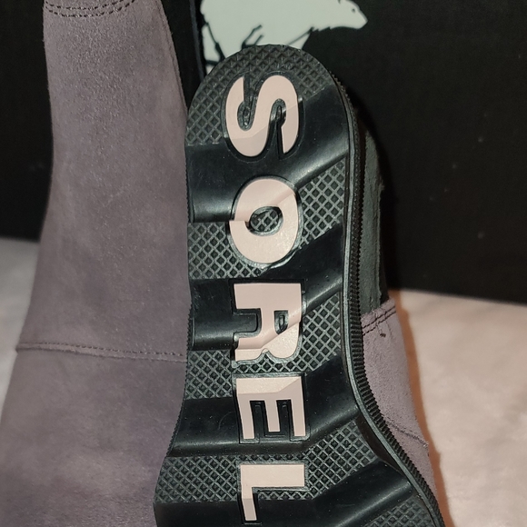 Sorel Boots - Picture 2 of 15